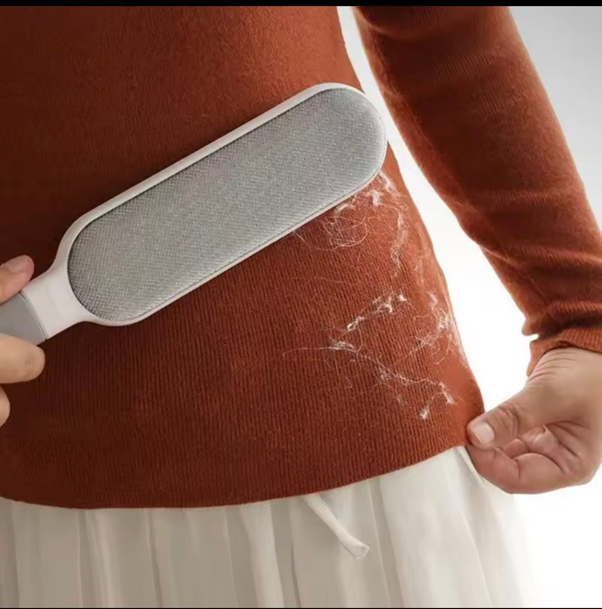 The FurSwipe lint brush